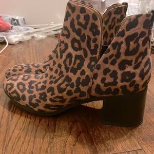 size 8 franco sarto boots